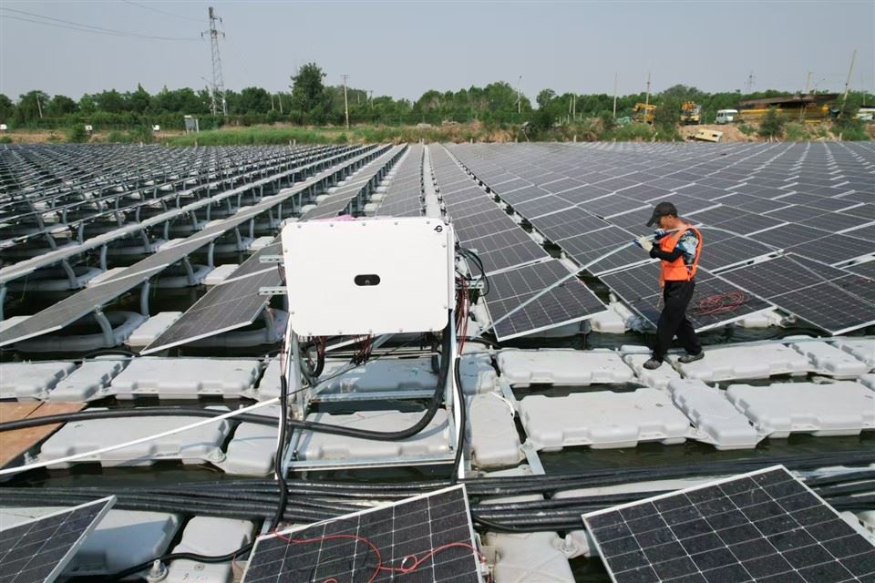 floating solar cell